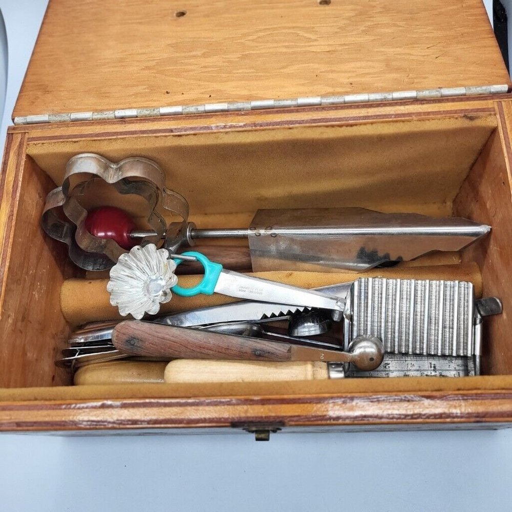 Vintage Wooden Box Kitchen with 17 Garnish Tools Rostfrei Econome